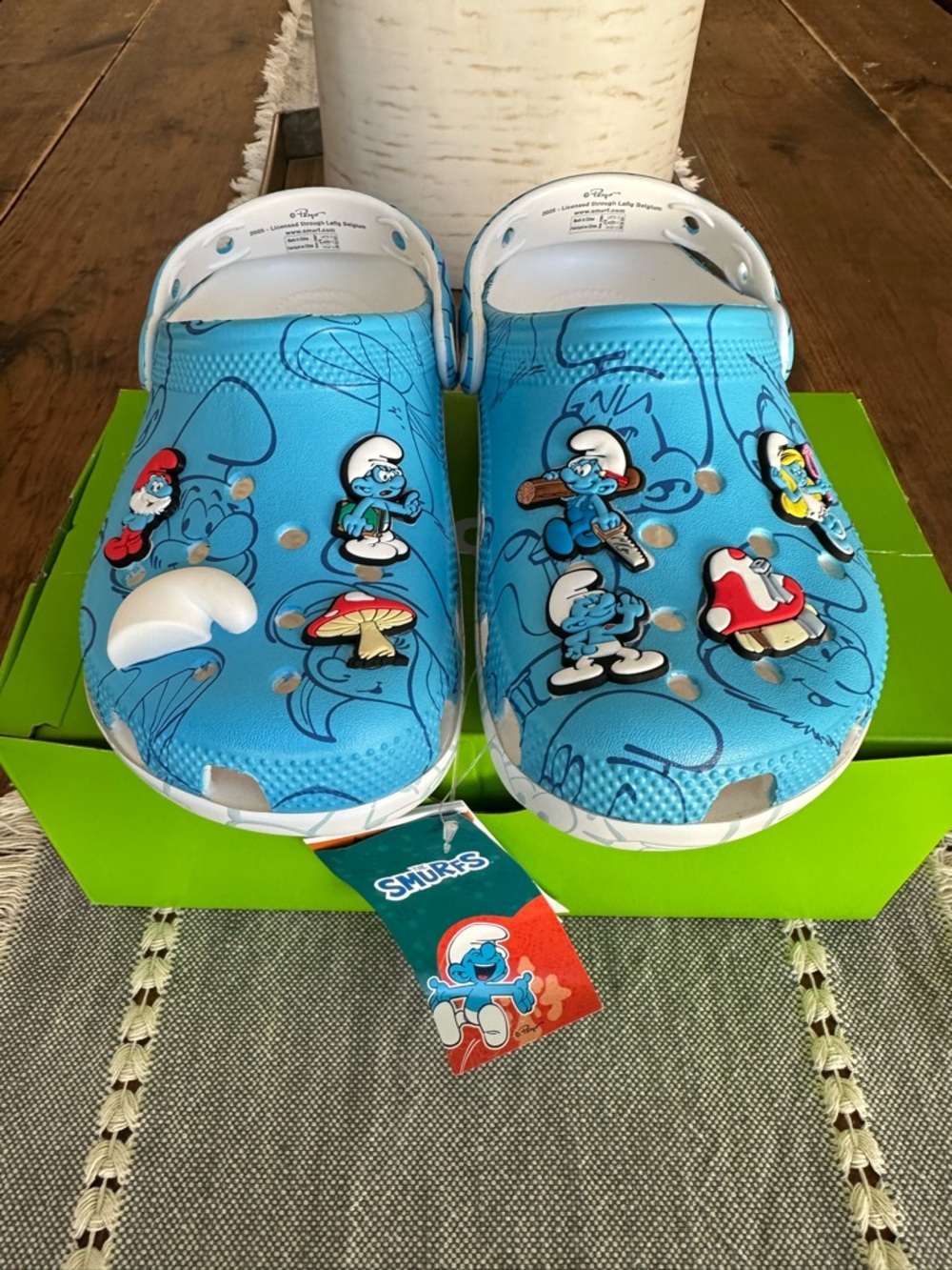 CROCS Kids Blue Smurf Print Clogs with White Interior - Picture 3 of 6